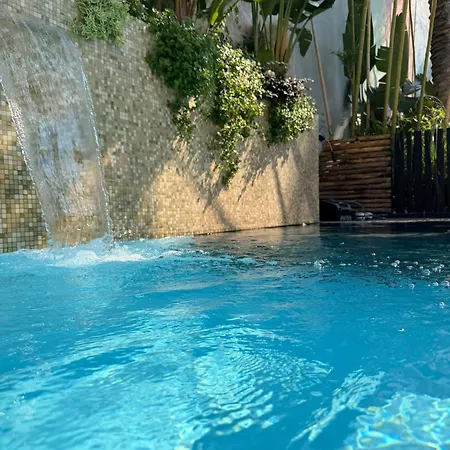 Paradisea Club And Residences شقة فندقية 4*