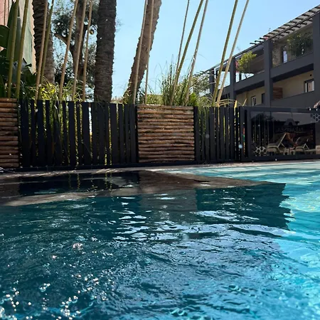 Paradisea Club And Residences شقة فندقية 4*